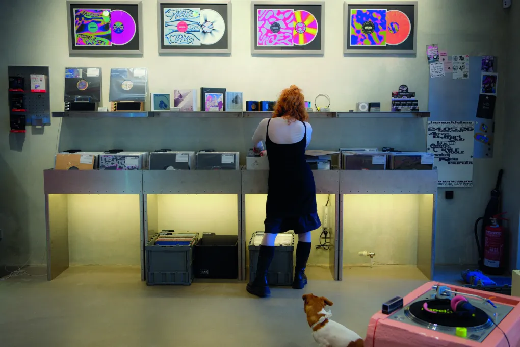 SEVEN Record Store – „Wir haben großes Glück, dass es in Berlin so viele tolle und unterschiedliche Plattenläden gibt.“