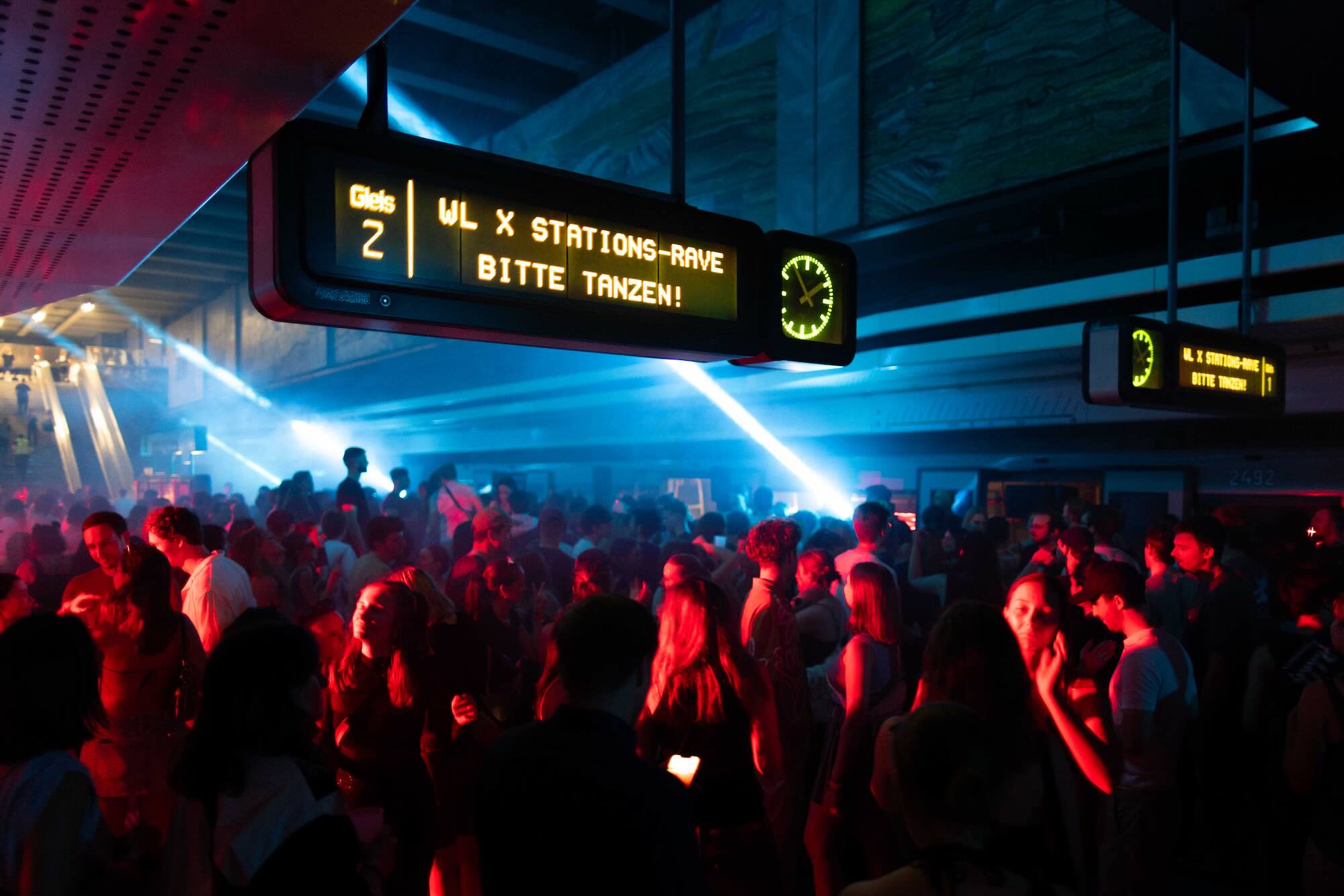 Wiener Linien: Dieser Rave findet in einer U-Bahn-Station statt
